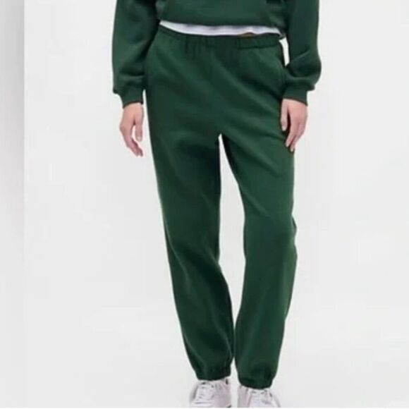 GAP Pants - GAP High Rise Vintage Soft Joggers Essex Green Hunter Medium